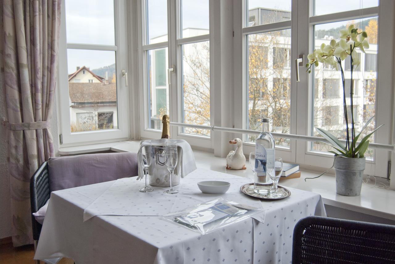 Gasthaus Zum Loewen - Restaurant Akropolis ハウザッハ エクステリア 写真
